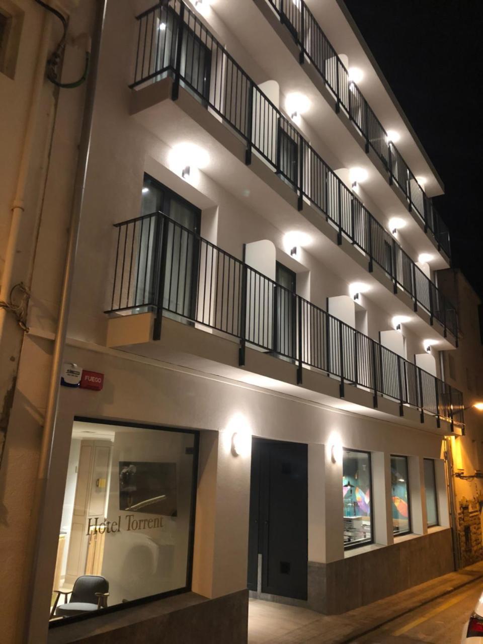Hotel Torrent 3*