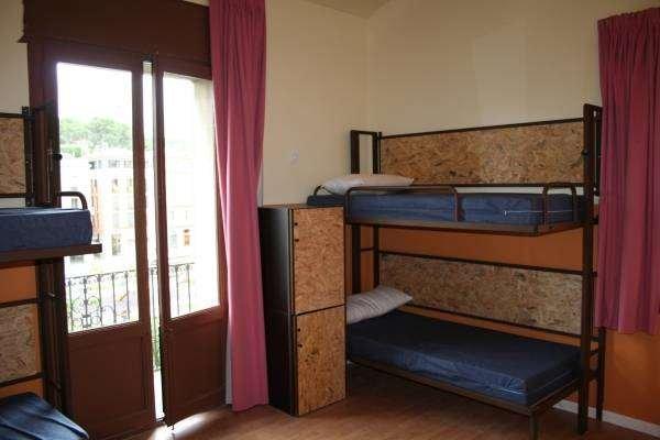 Equity Point Hostel Girona Hostal Gerona