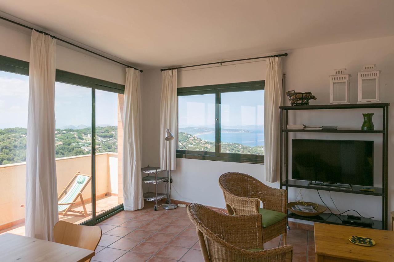 2 Bedroom In Center. Sea Views, Terrace And Pool * Begur