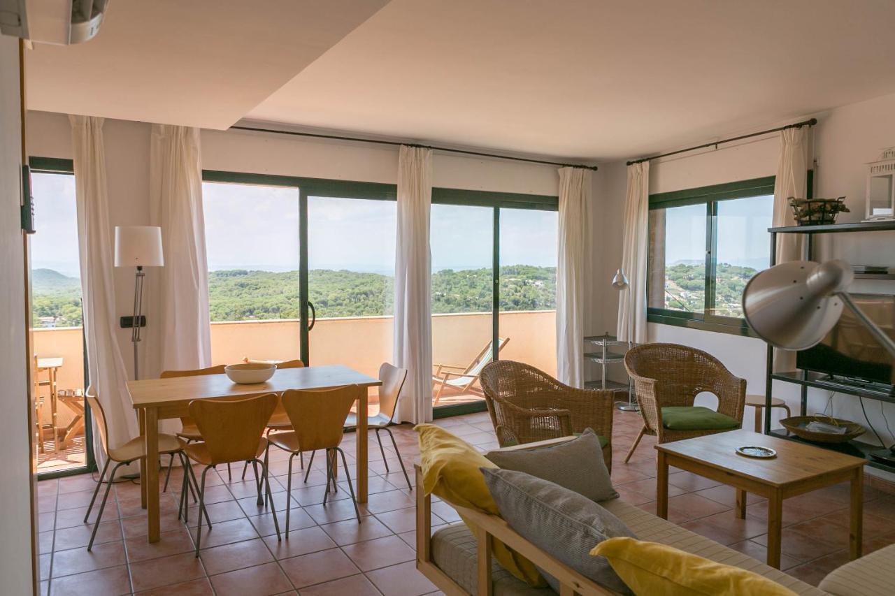 Apartamento 2 Bedroom In Center. Sea Views, Terrace And Pool