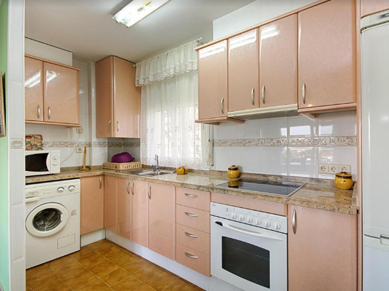 Apartamento Apartment Carrer De Peter Paulus Rubens - 3 Rosas