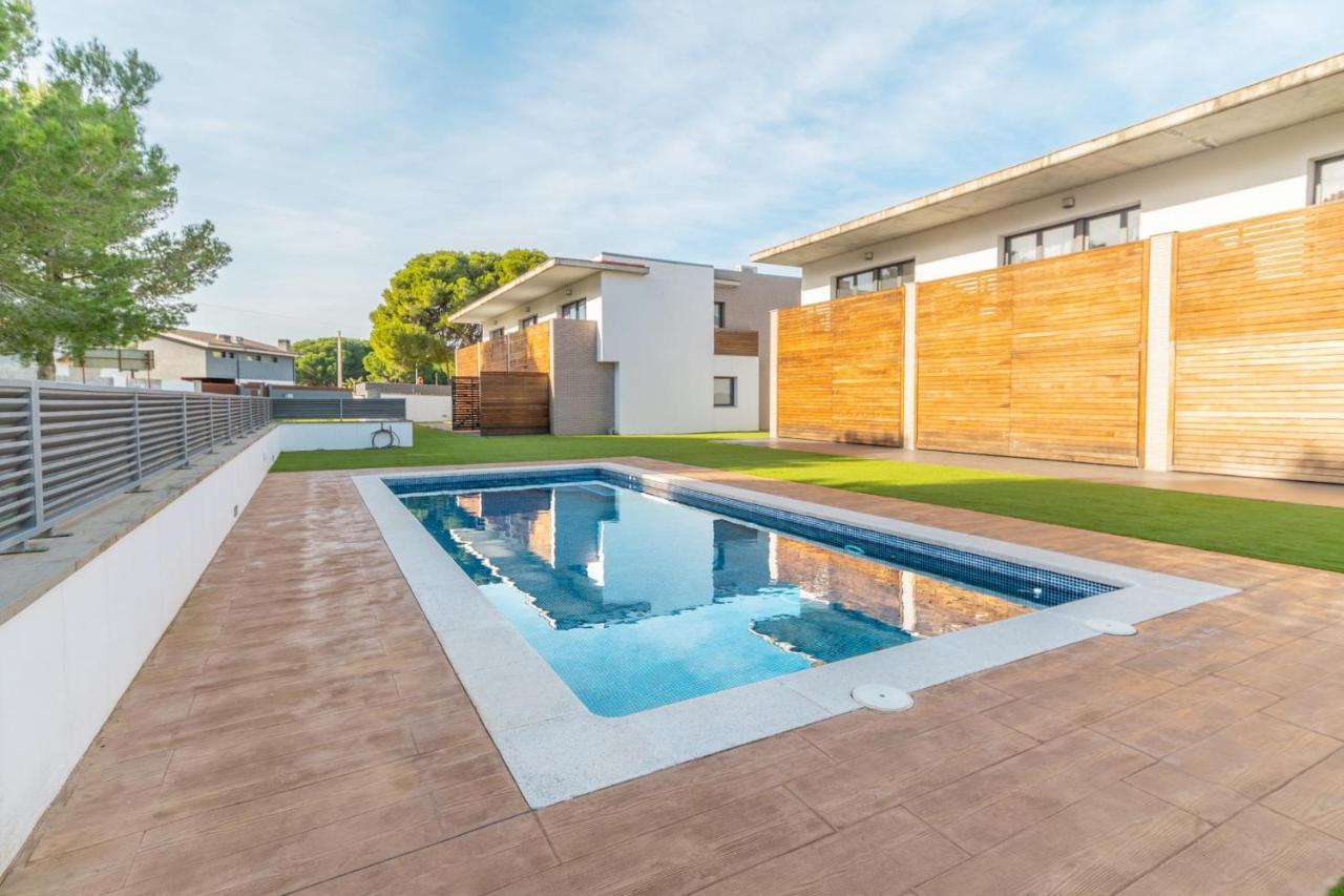 Janet Villa L' Escala
