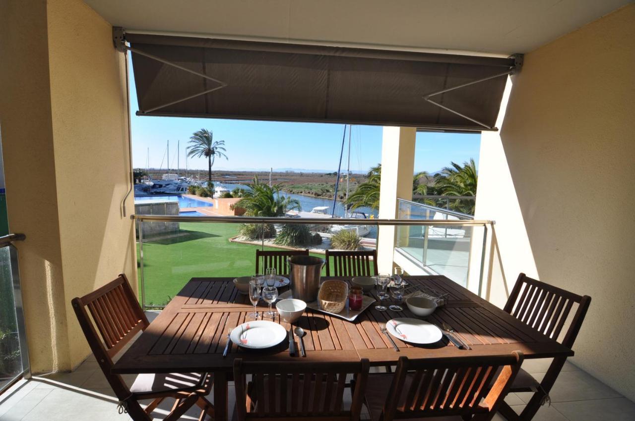 Rnet - Port Gran Apartment