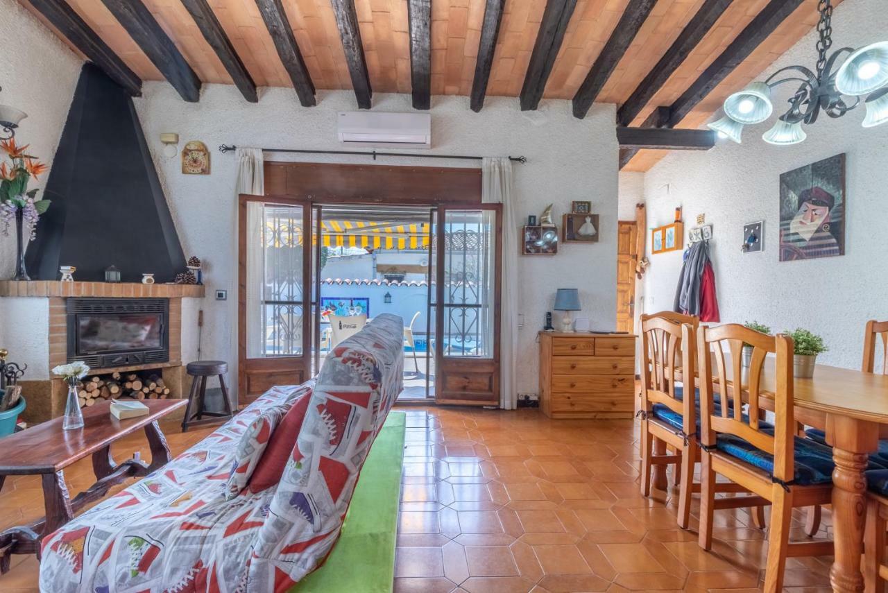 Goldhome - Requesens