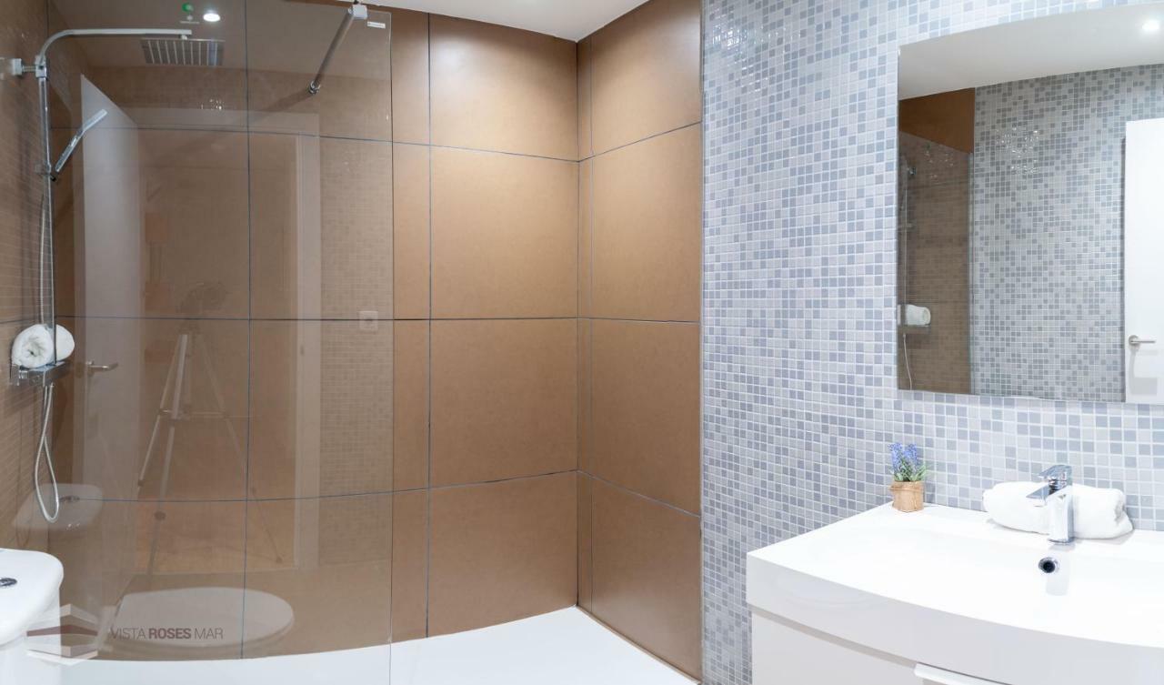 Vista Mar - Penthouses Rosas