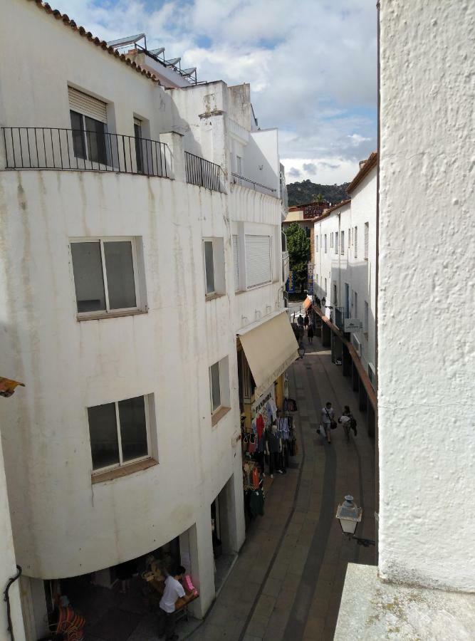 Corisco Hotel 2*