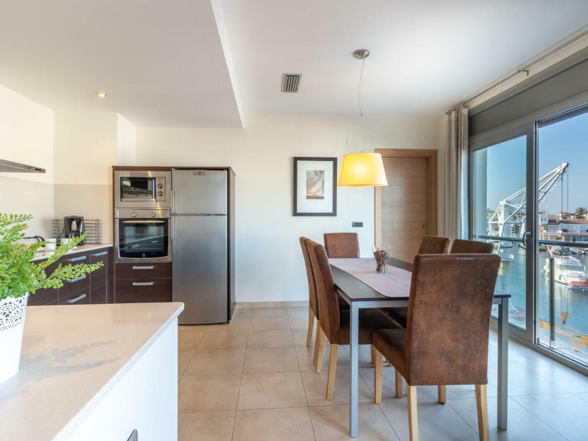 Apartment Apartment Del Port-1 By Interhome