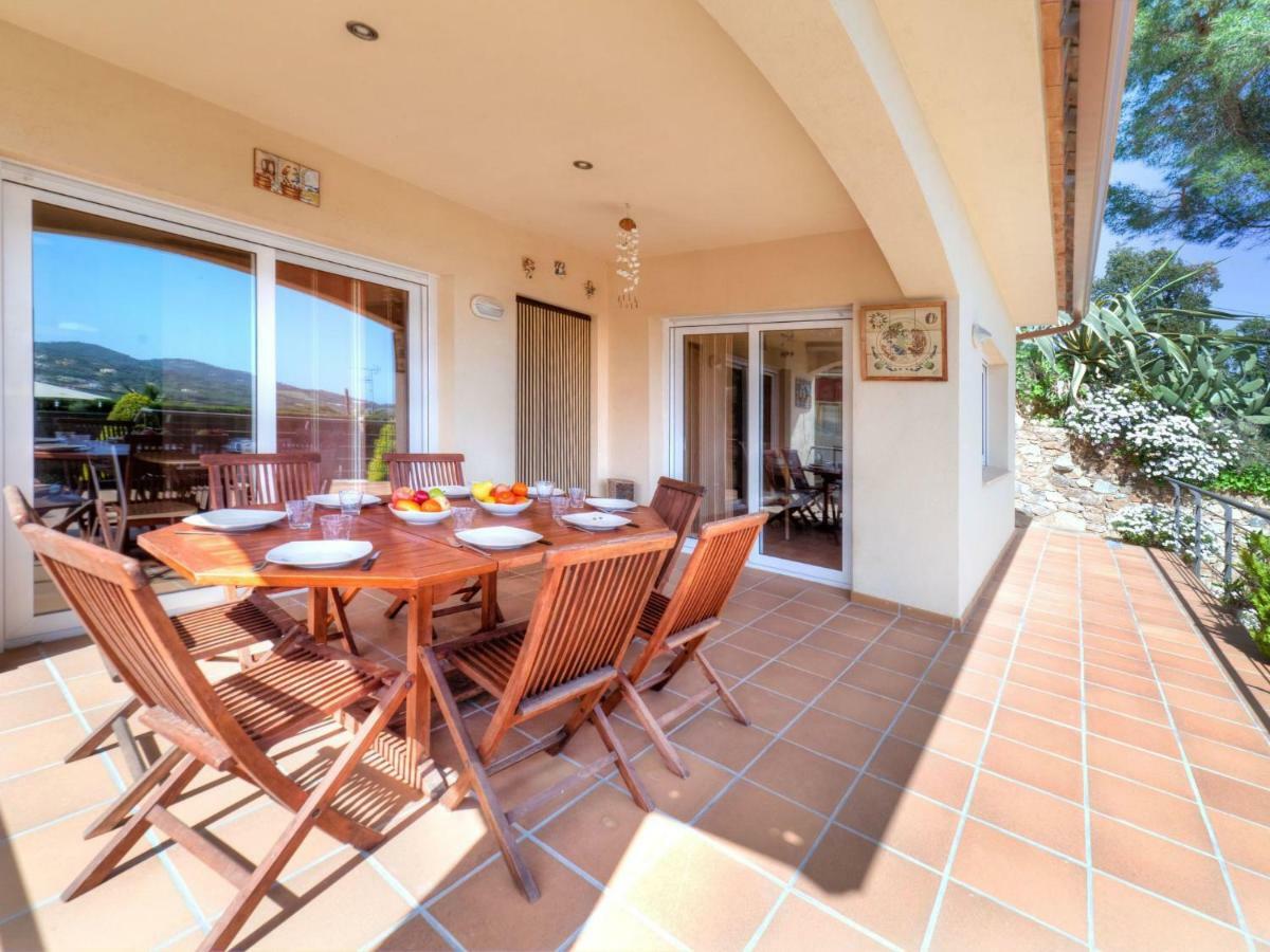 Holiday Mas Ambros 02 Holiday home