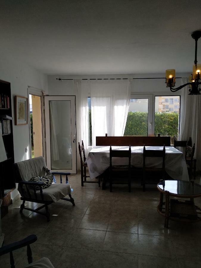 Sea Front In Platja With Terrace And Parking Apartamento Pals