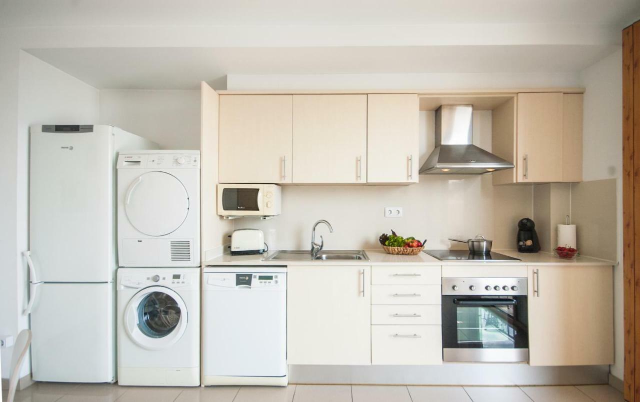 Lets Holidays Estrella Pelegri 2 Apartment