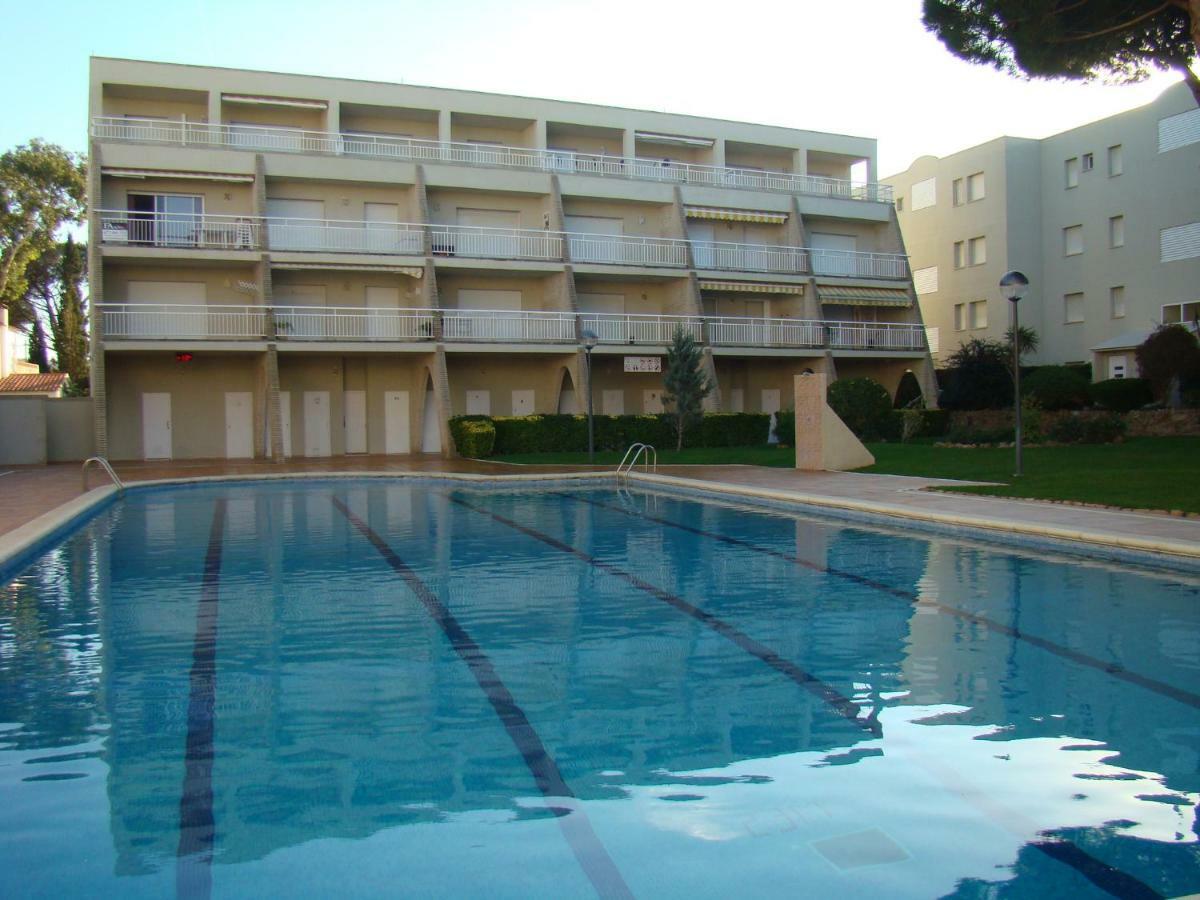 Els Pins B23 * L' Escala