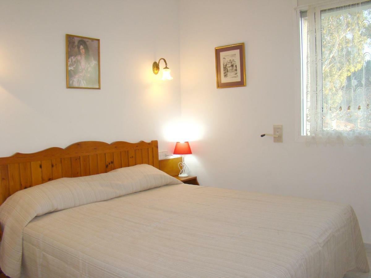 Els Pins B23 * L' Escala