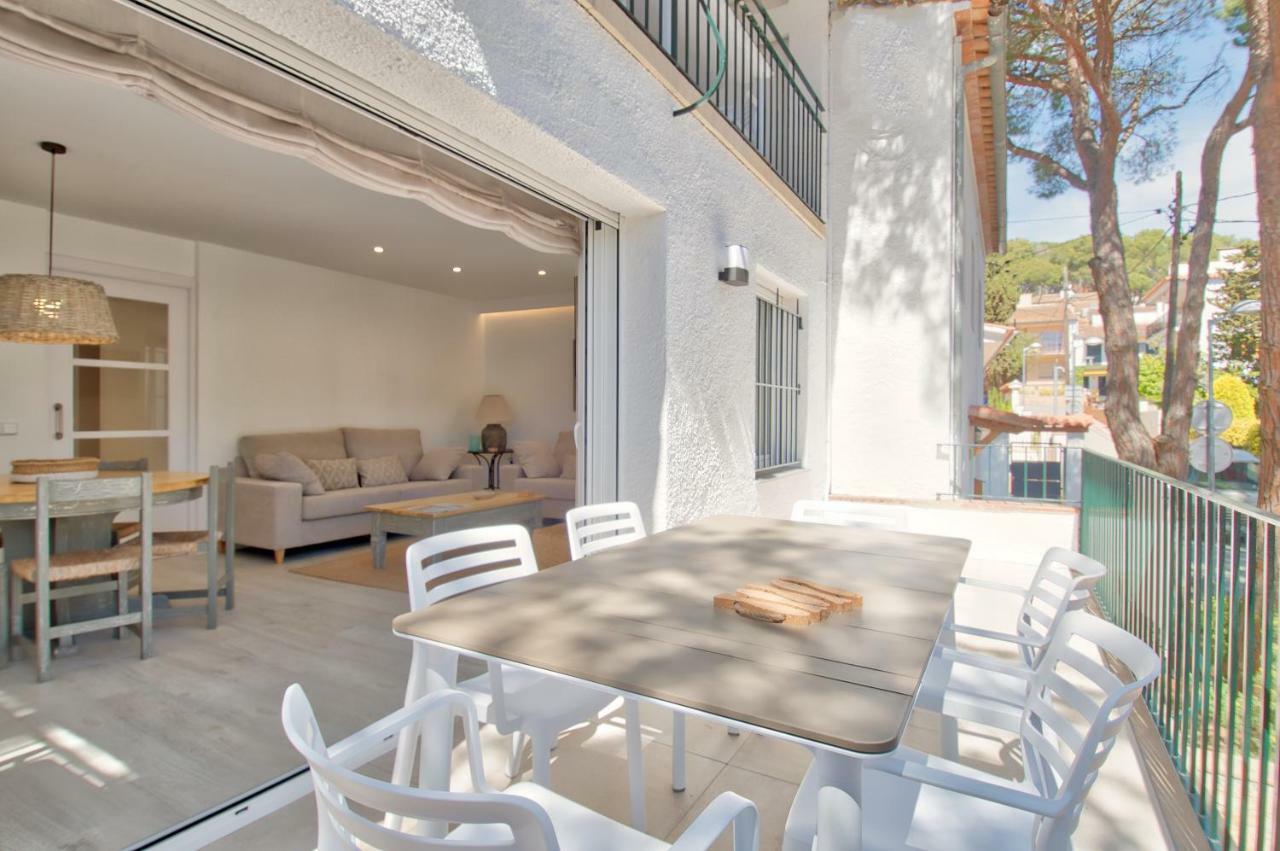 Apartment Centre, Totally Refurbished *
