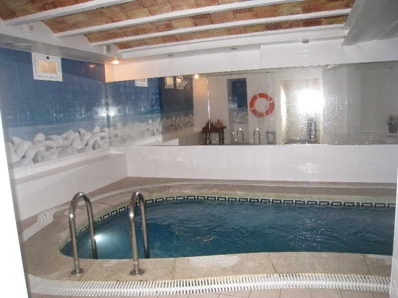 Hermes Hotel *
