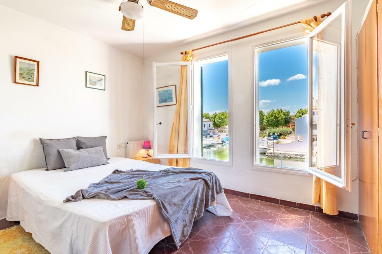 Currican Holiday home Empuriabrava
