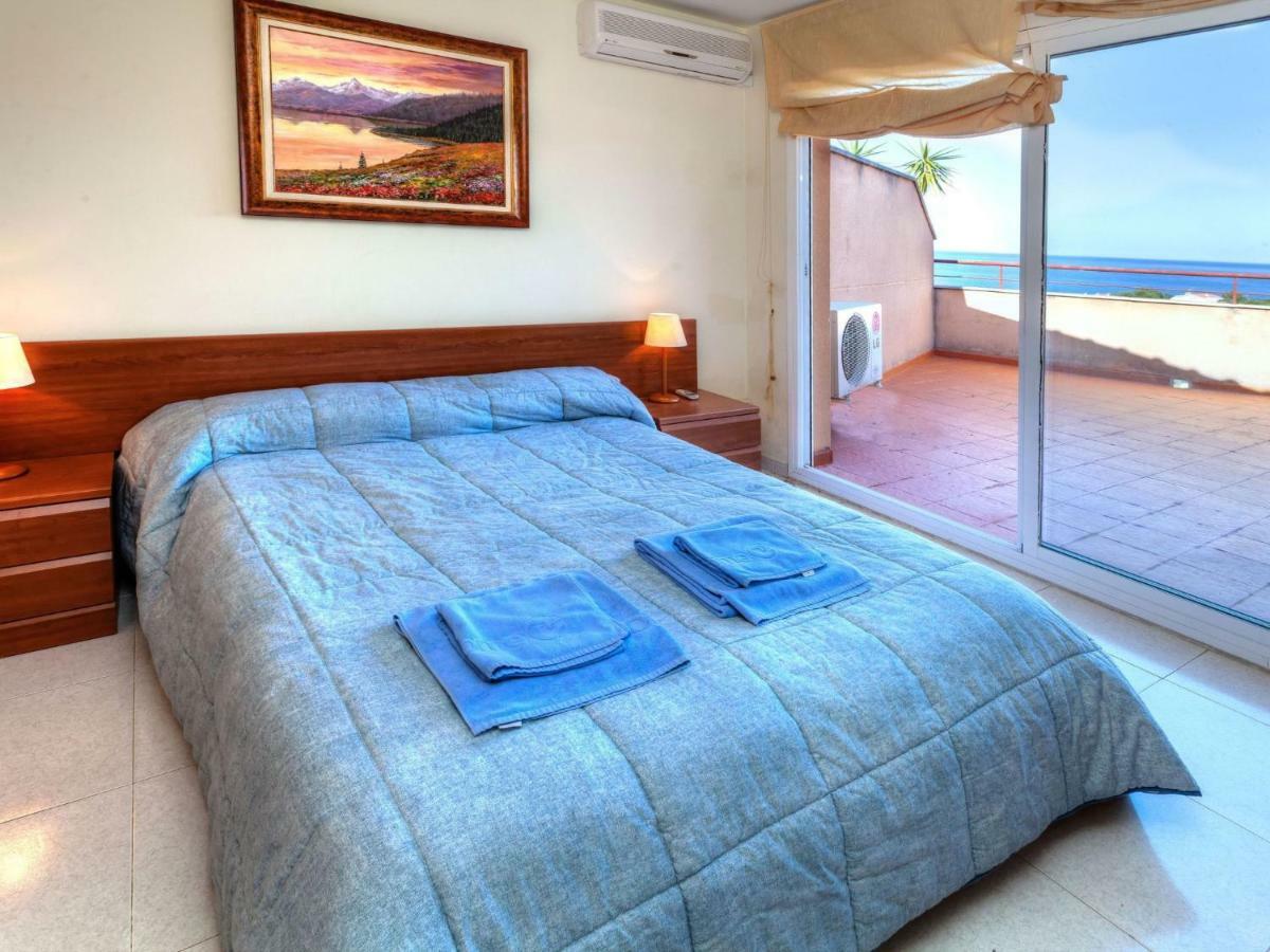 Fane By Interhome Apartment Llanca
