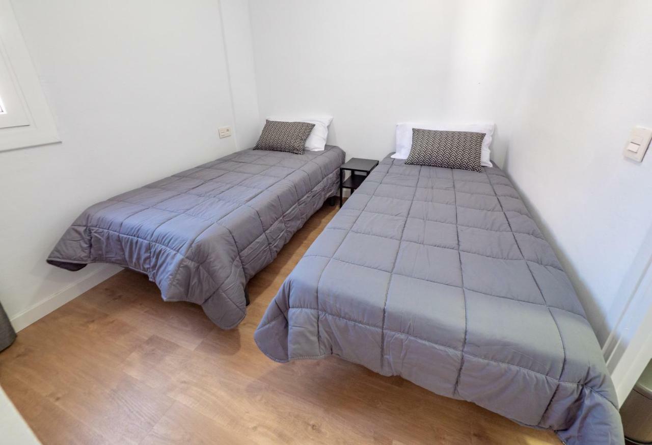 Apartment Ar Melrose Place