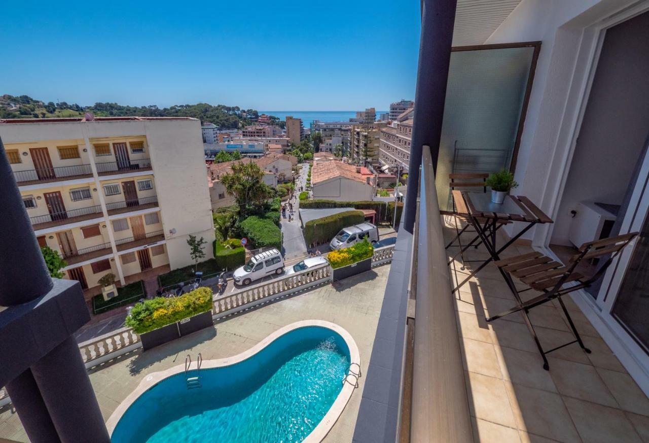 Ar Melrose Place Apartment