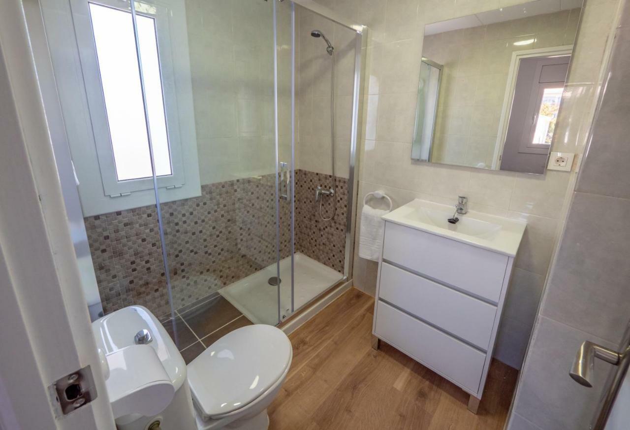 Apartment Ar Melrose Place
