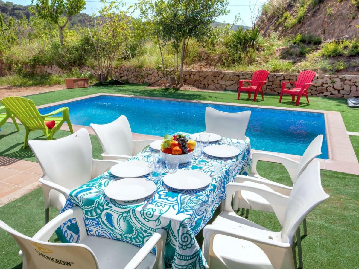 Holiday Green By Interhome