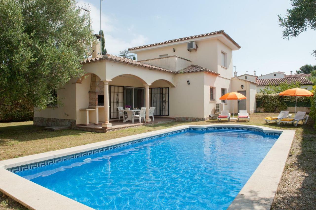 Lluna Villa L' Escala