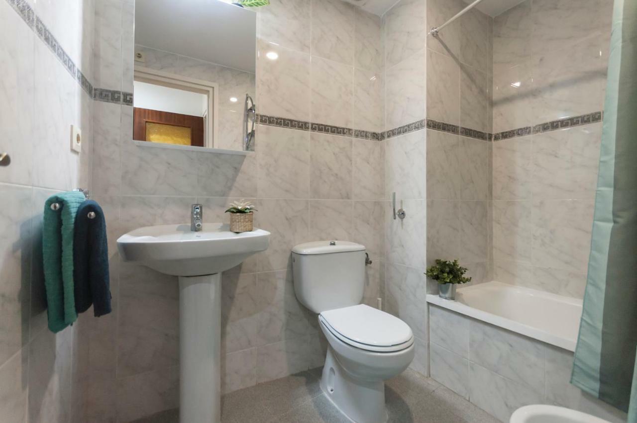 Lets Holidays Tossa Near 2 Apartment *