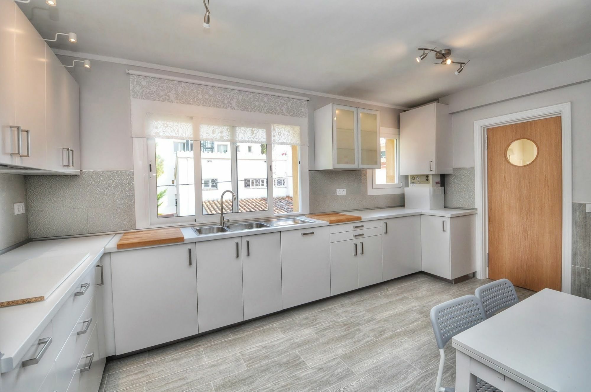 Big Caprabo Apartamento