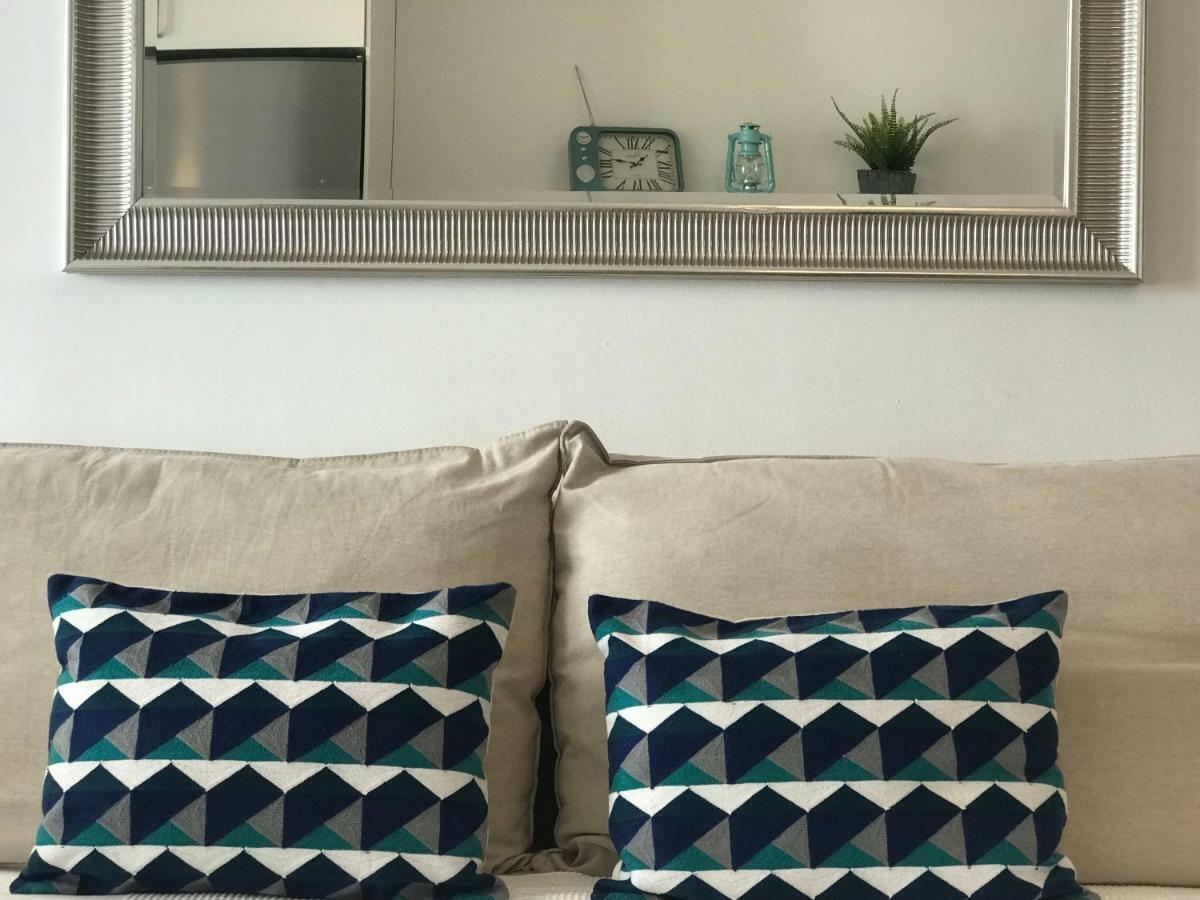 Holiday home Lets Holidays Centric House With Parking *