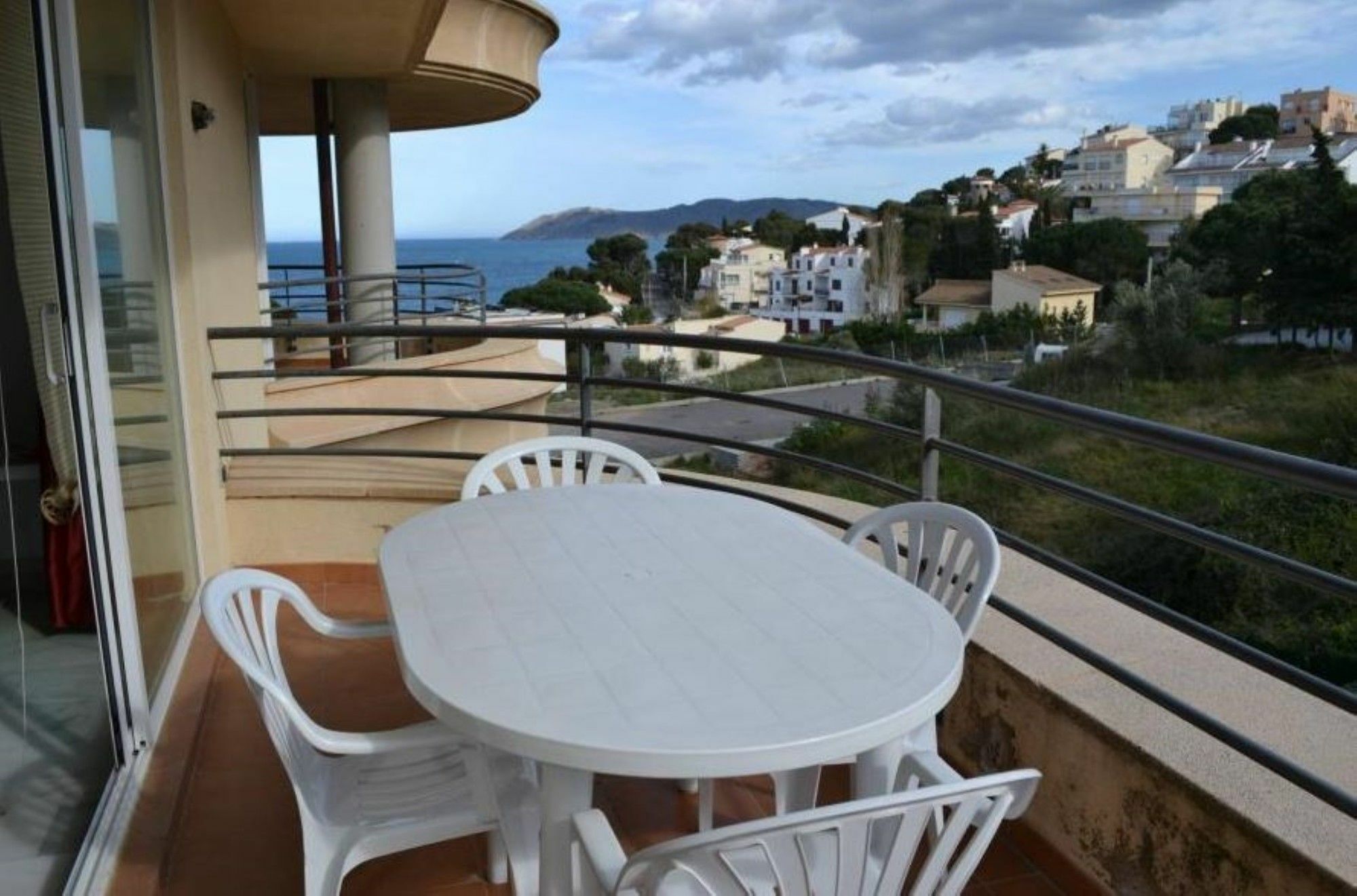 In Llanca, Gerona 103515 By Mo Apartamento
