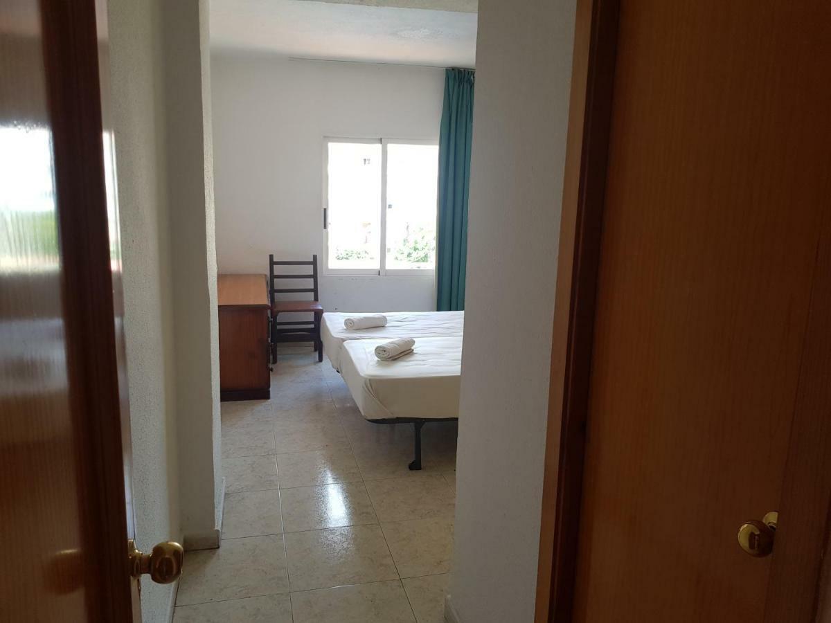 Aparthotel Castella *