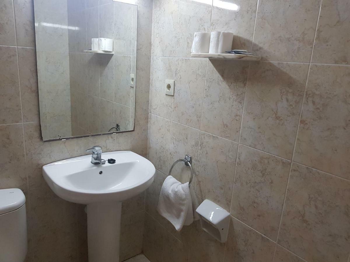 Aparthotel Castella *