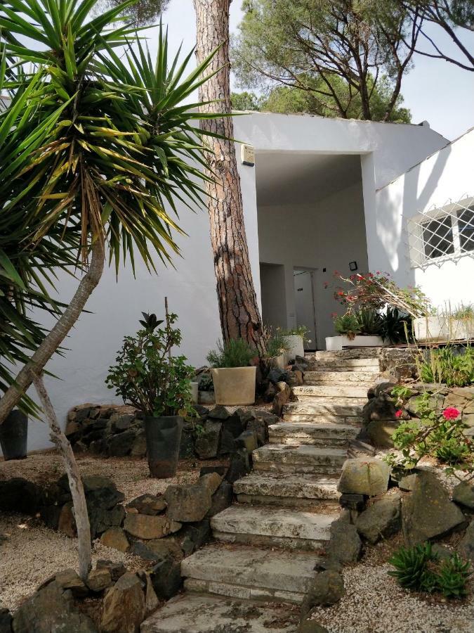Cala Castell Suites Pensión Vall-Llobrega