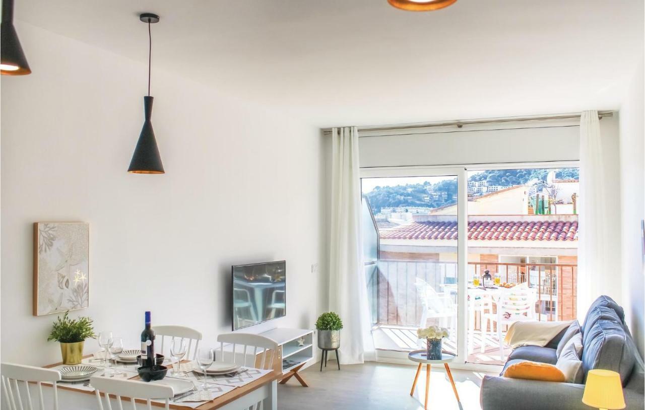 Stunning In With Kitchen Tossa de Mar