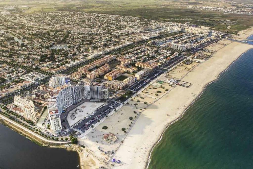 Holidays Port Ducal 3 Jacuzzi * Ampuriabrava
