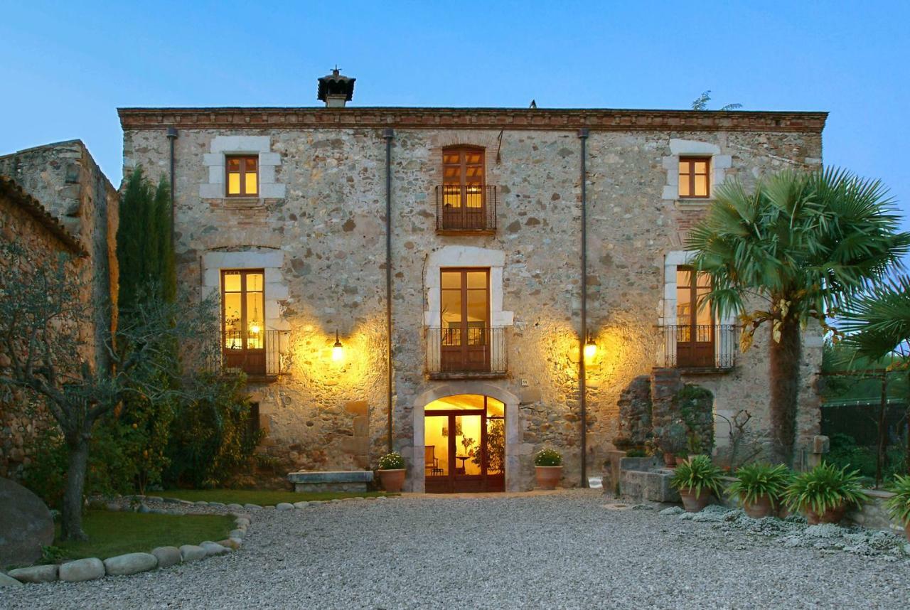 Mas De La Roda Bed and breakfast
