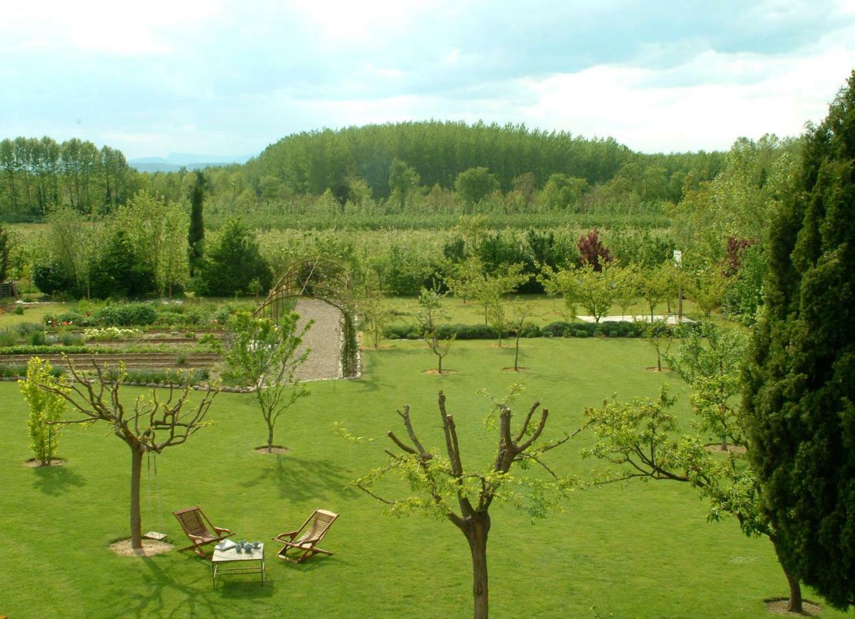 Mas De La Roda Bed and breakfast