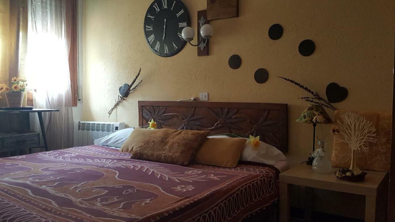 Fonda Felip Guest house *