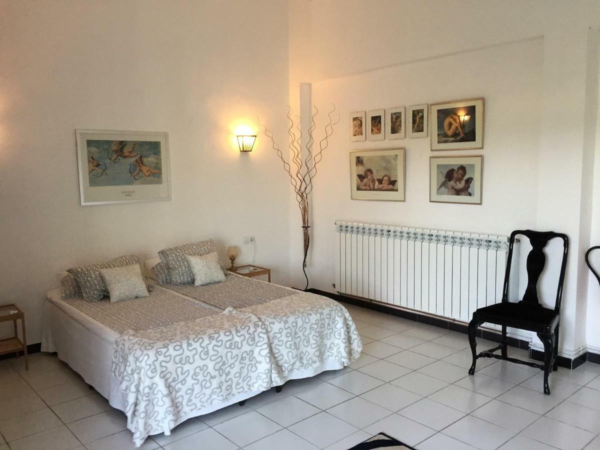 Pao Blau Guest house Pau