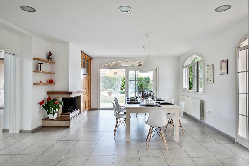 Holiday home Villa Garriguella *