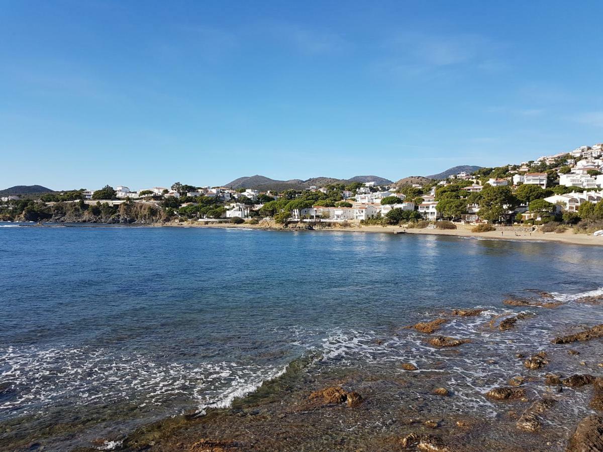 Apartment Penthouse Llancia Llanca