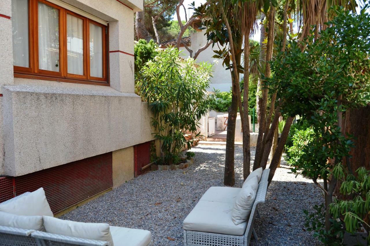 Apartment Con Jardin *