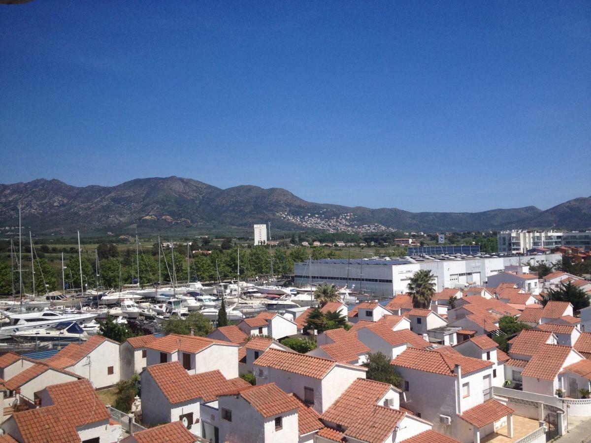Holidays Penthouse Vues Panoramiques Sur Le Port Naval,un Sejour Elegant Assure 