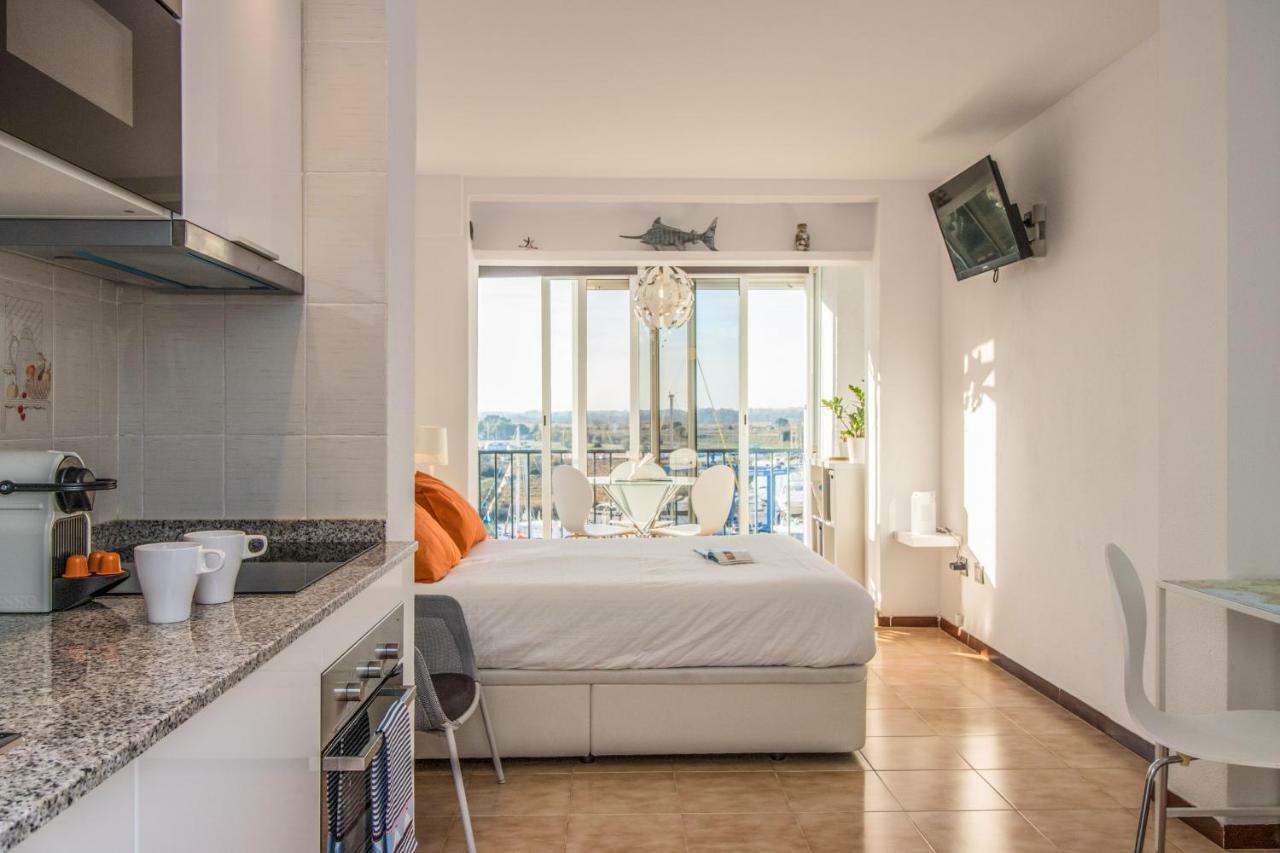 Holidays Penthouse Vues Panoramiques Sur Le Port Naval,un Sejour Elegant Assure 