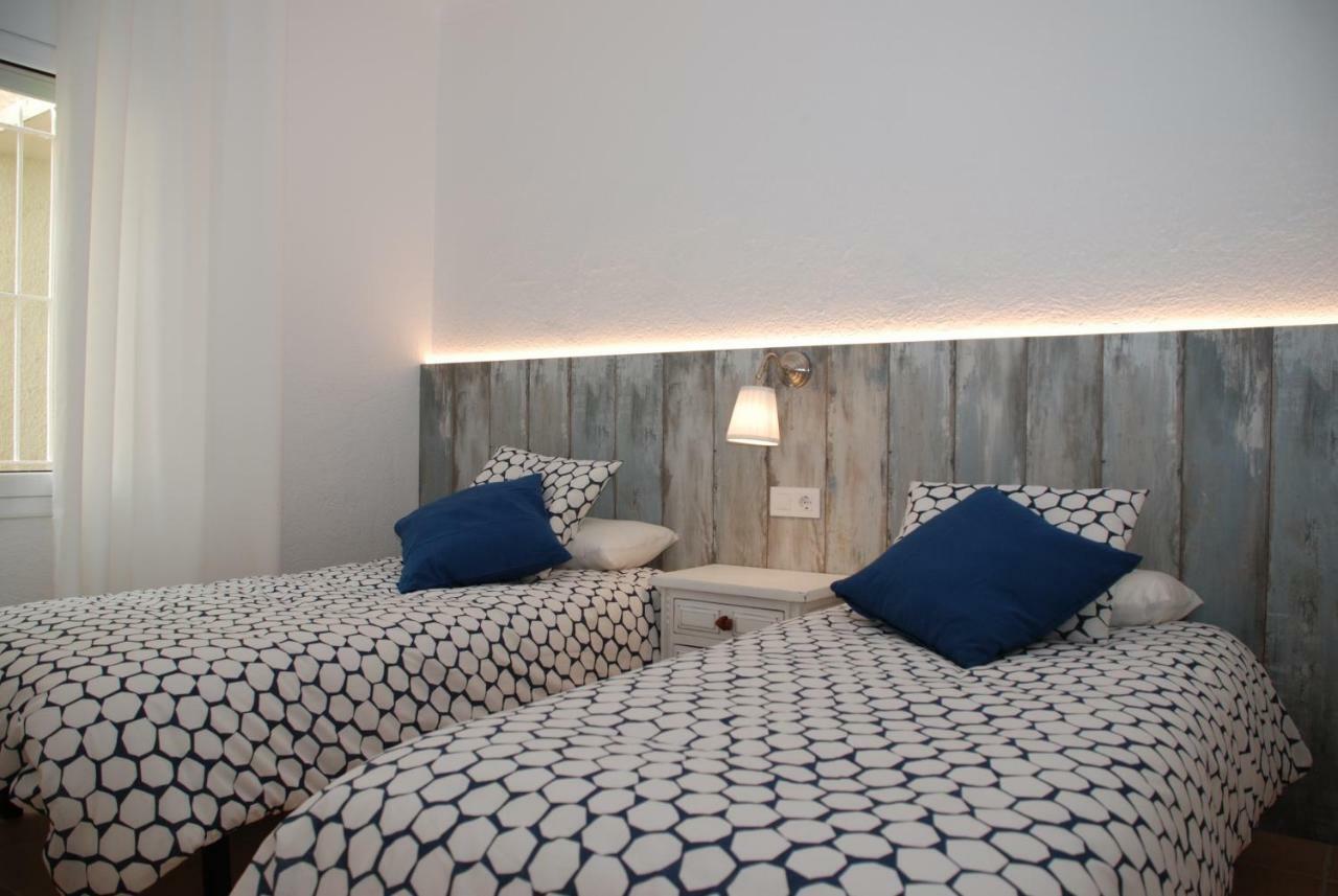 New Madrague Sun Apartment Roses