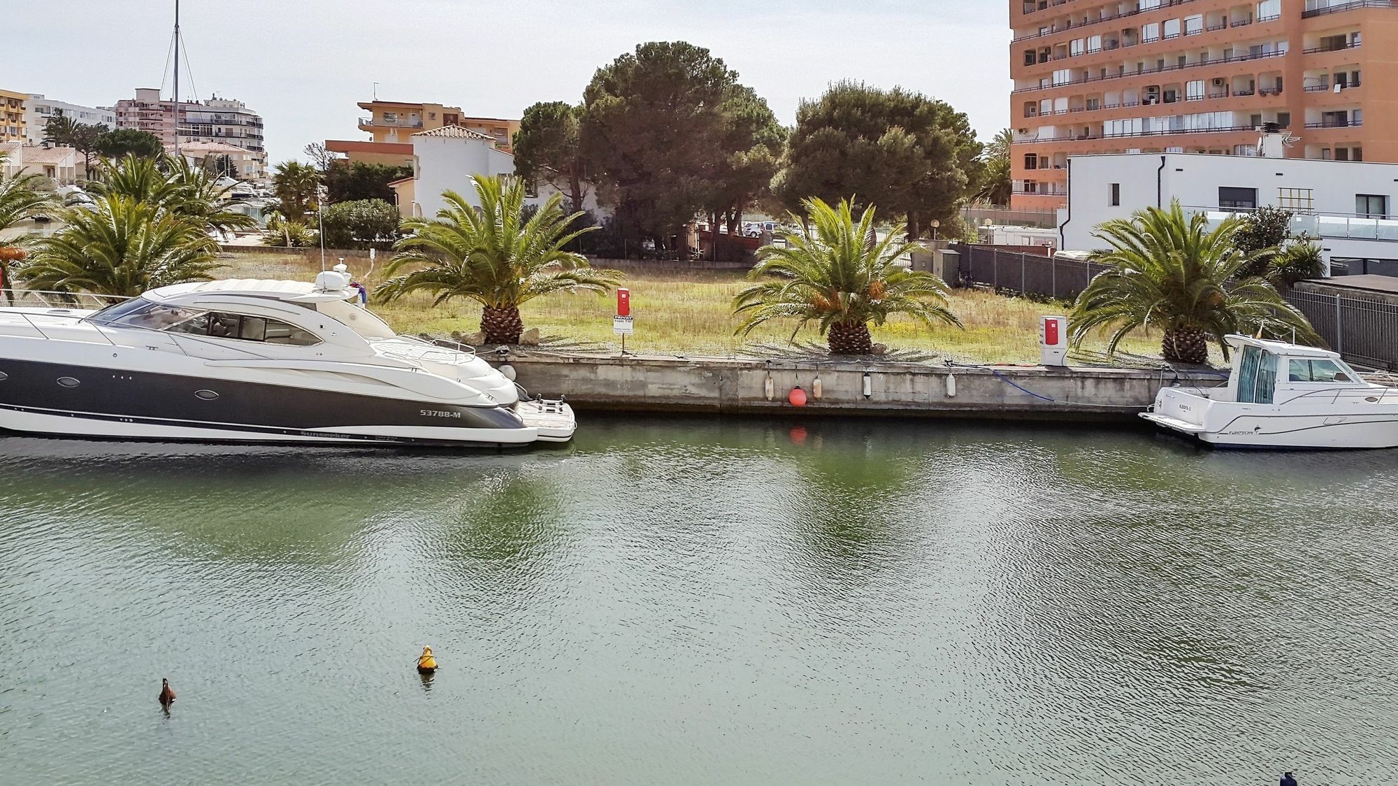 Apartamento Dreamy Costa Brava With Pool, Balcony And Stunning View Of T Rosas