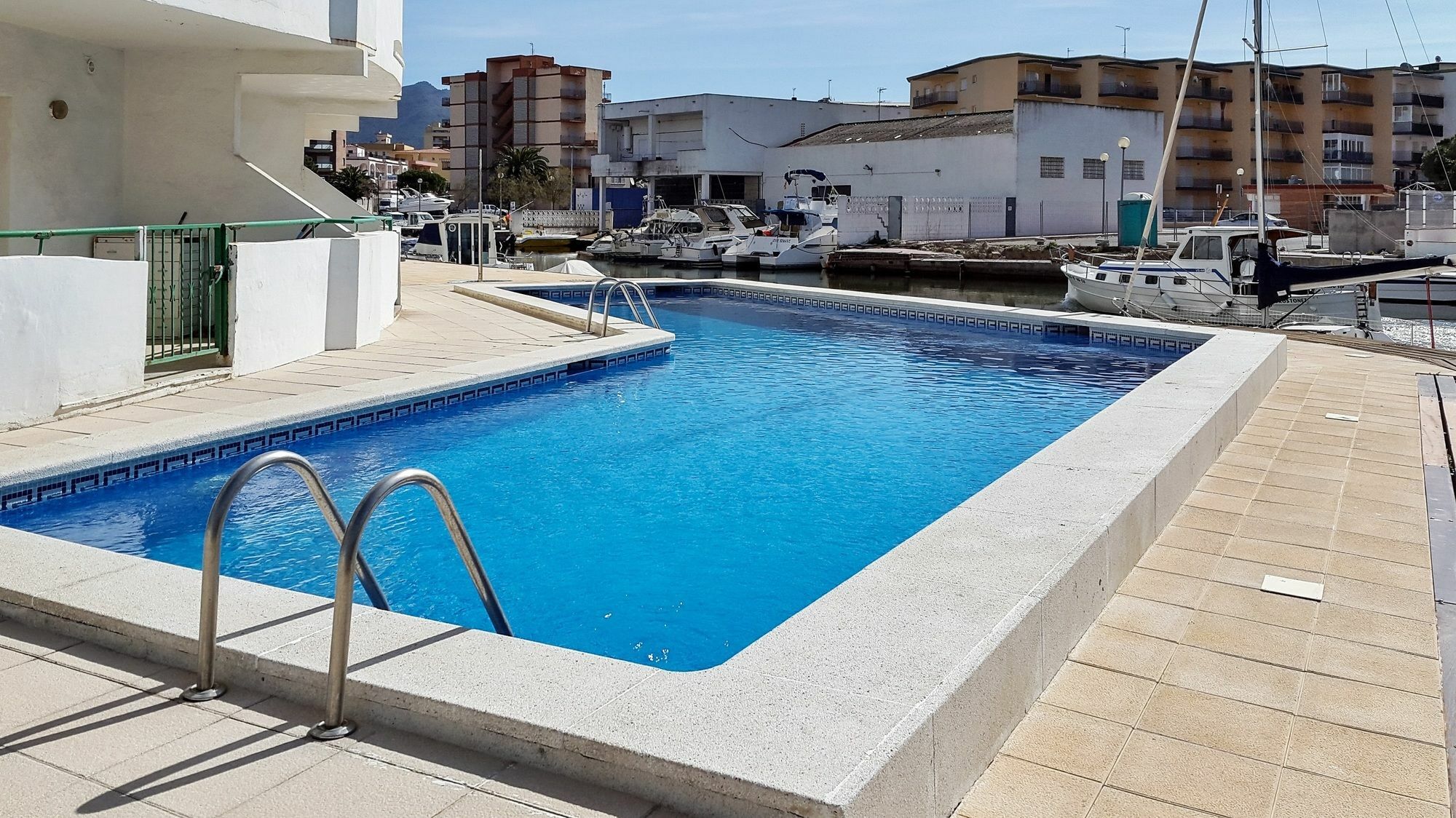 Dreamy Costa Brava With Pool, Balcony And Stunning View Of T * Rosas