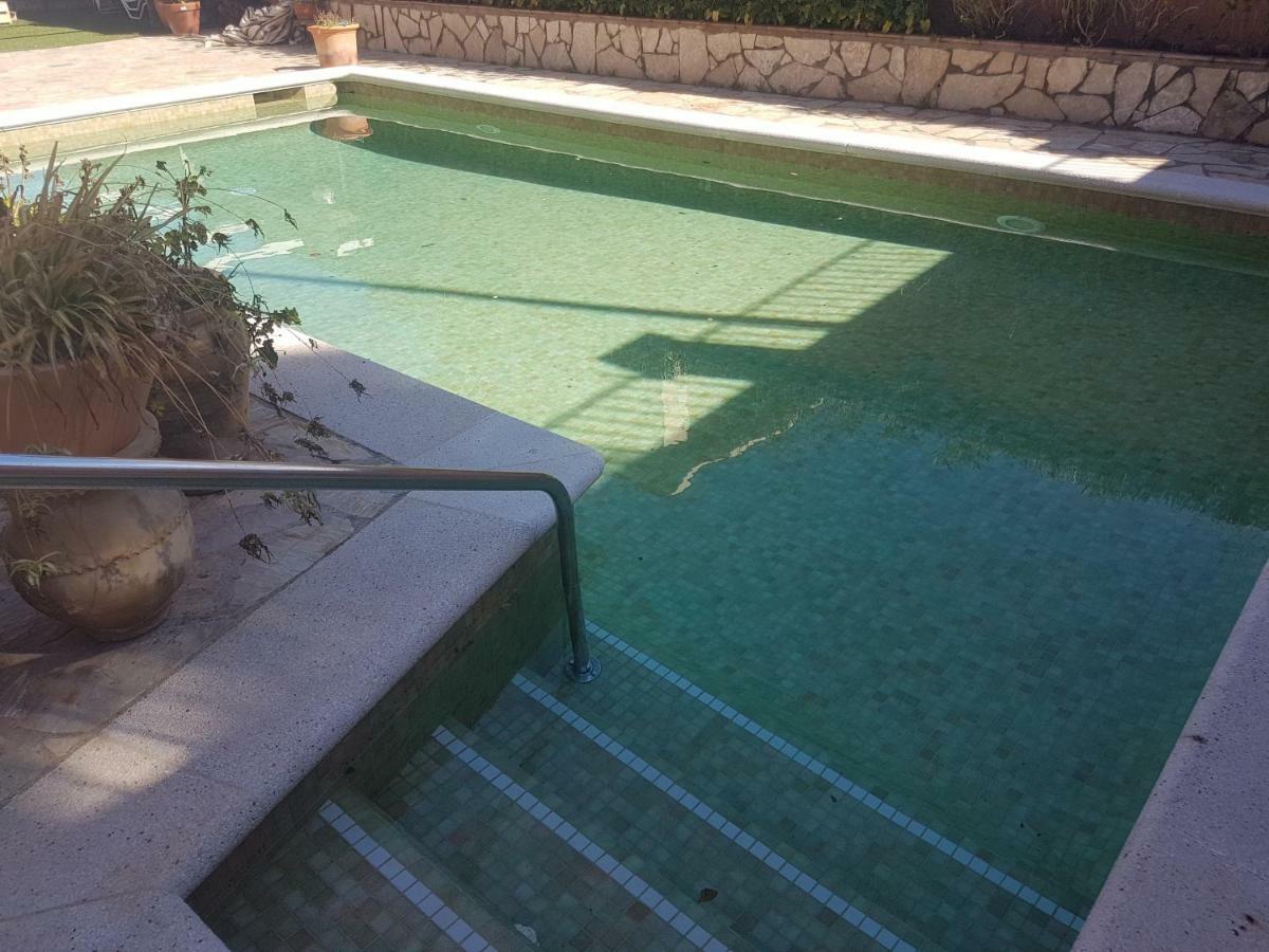 Estudio Con Terraza Y Piscina En La Costa Brava Apartamento *