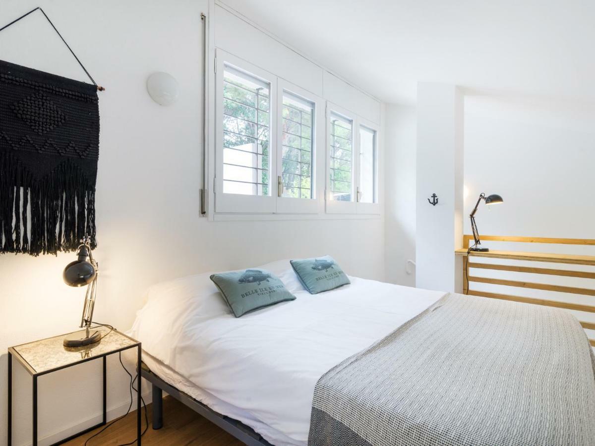La Vie En Rouge Sa Riera Duplex, Private Parking