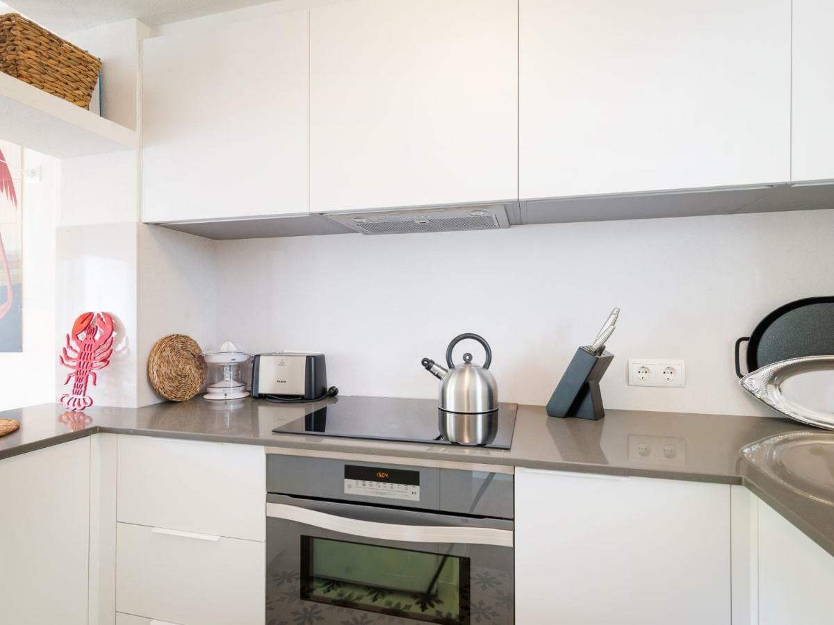 La Vie En Rouge Sa Riera Duplex, Private Parking *