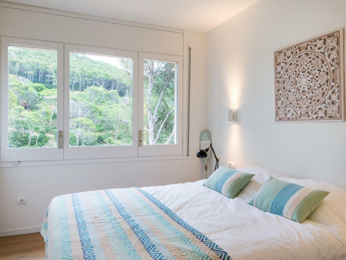 La Vie En Rouge Sa Riera Duplex, Private Parking Apartamento